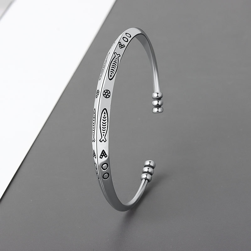 Cross-border Thai silver carved pattern Thai Chiang Mai ethnic style handmade plain silver bracelet retro opening unisex bracelet