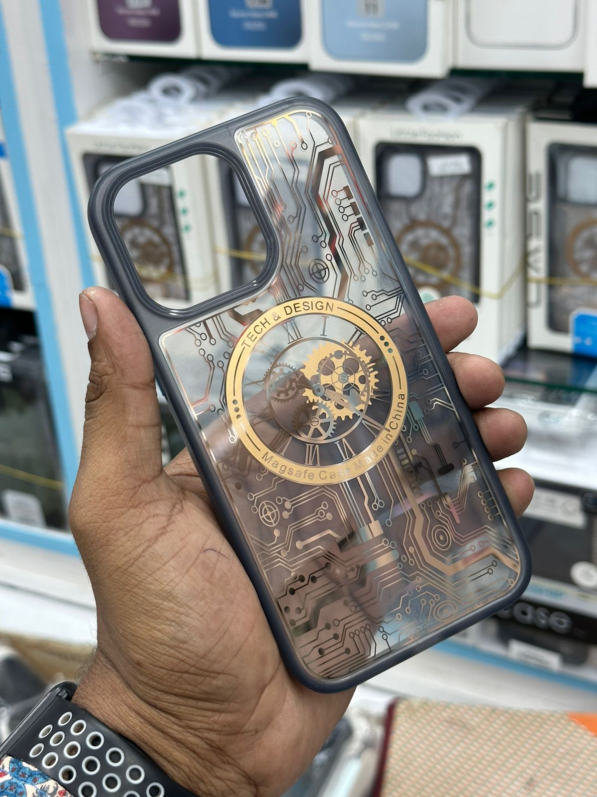 For Apple iPhone 11 Pro Max Luang Gold Magsafe Magnetic Wireless Charging Case Clear Shockproof Soft TPU Protect Back Cover
