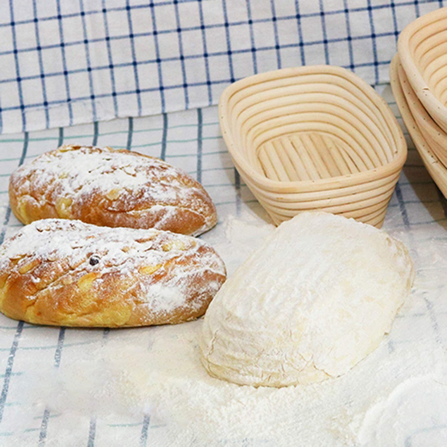 Oval Bread Proofing Basket, Handmade Banneton Bread Proofing Basket Brotform with Bread Lame, Dough Scraper, Proofing Cloth Liner for Sourdough Bread, Baking(9.6 x 6 x 3 Inches) ， bread basket. 