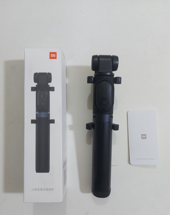 Xiaomi Mi Selfie Stick Extendable Selfie Stick Tripod. 