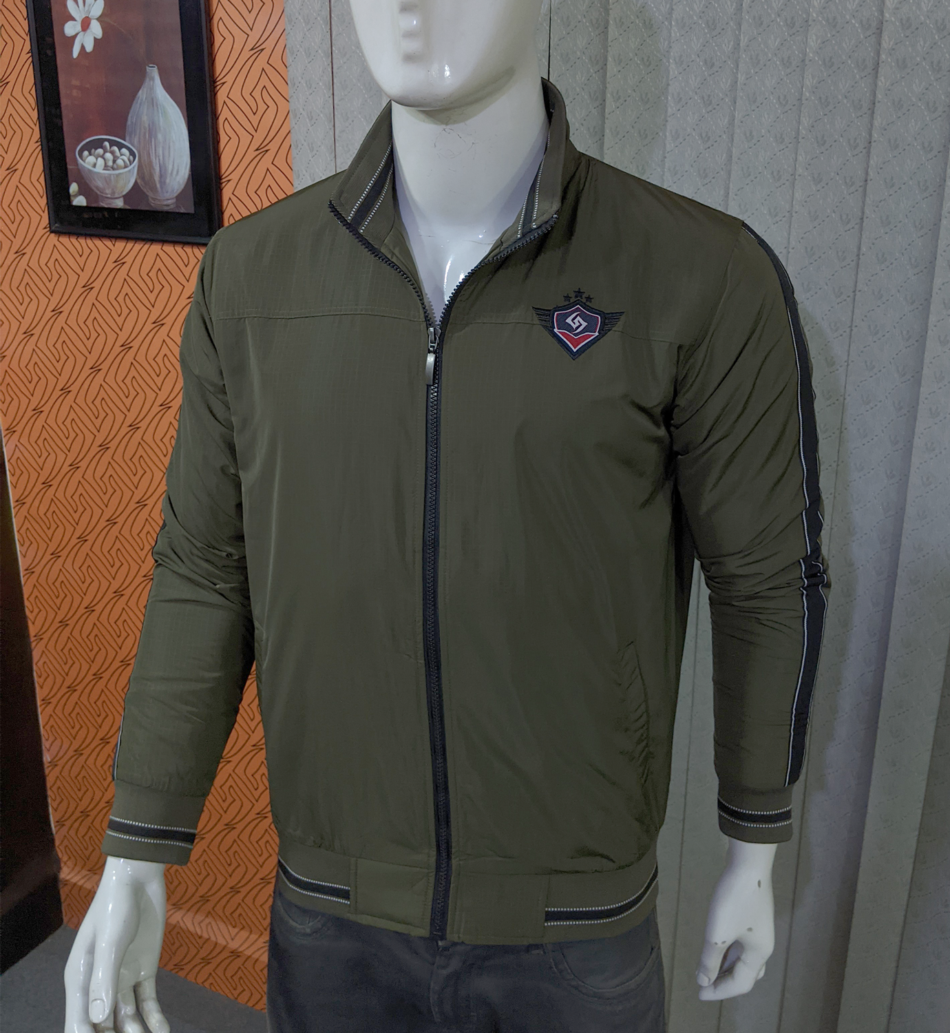 Shohure Olive color Double part air proof jacket. 