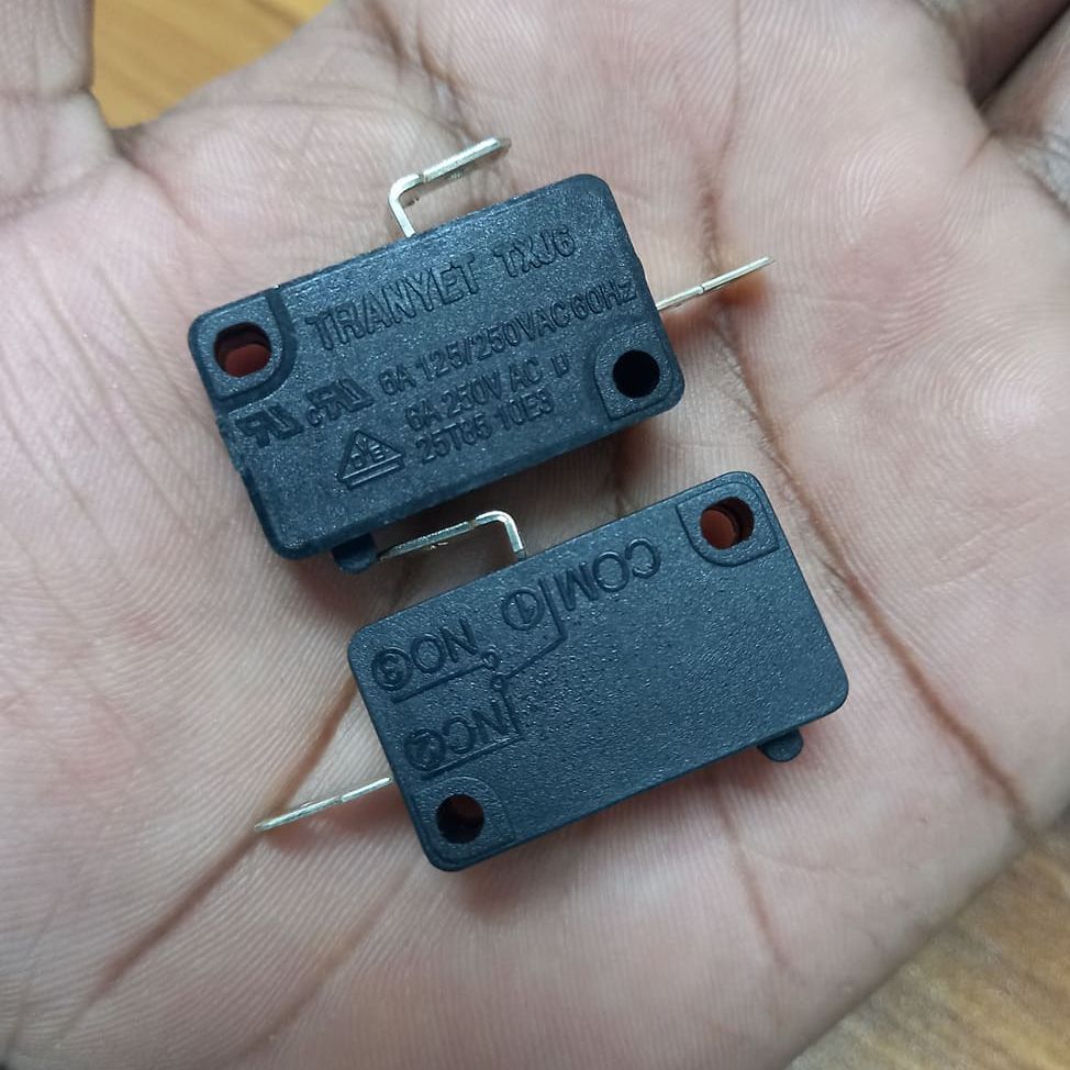100PCS - 2 PIN LIMIT Switch 2 Pin Without Hing 6A 250VAC SPDT 2 Pin Without Lever Micro Limit Switch. 