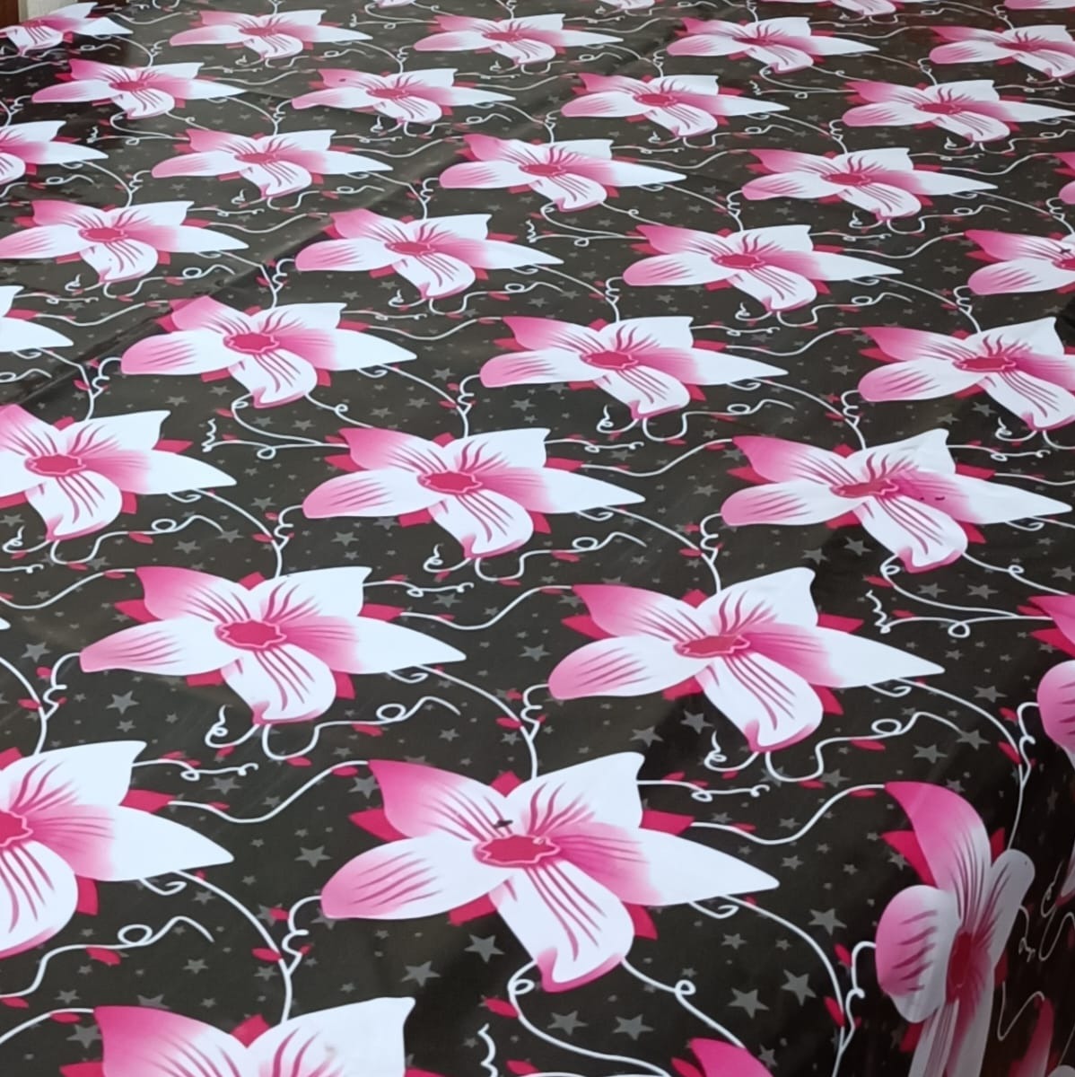 Waterproof Bed Cover 6/7 fit. full bed urin ptotector for baby -flower. 