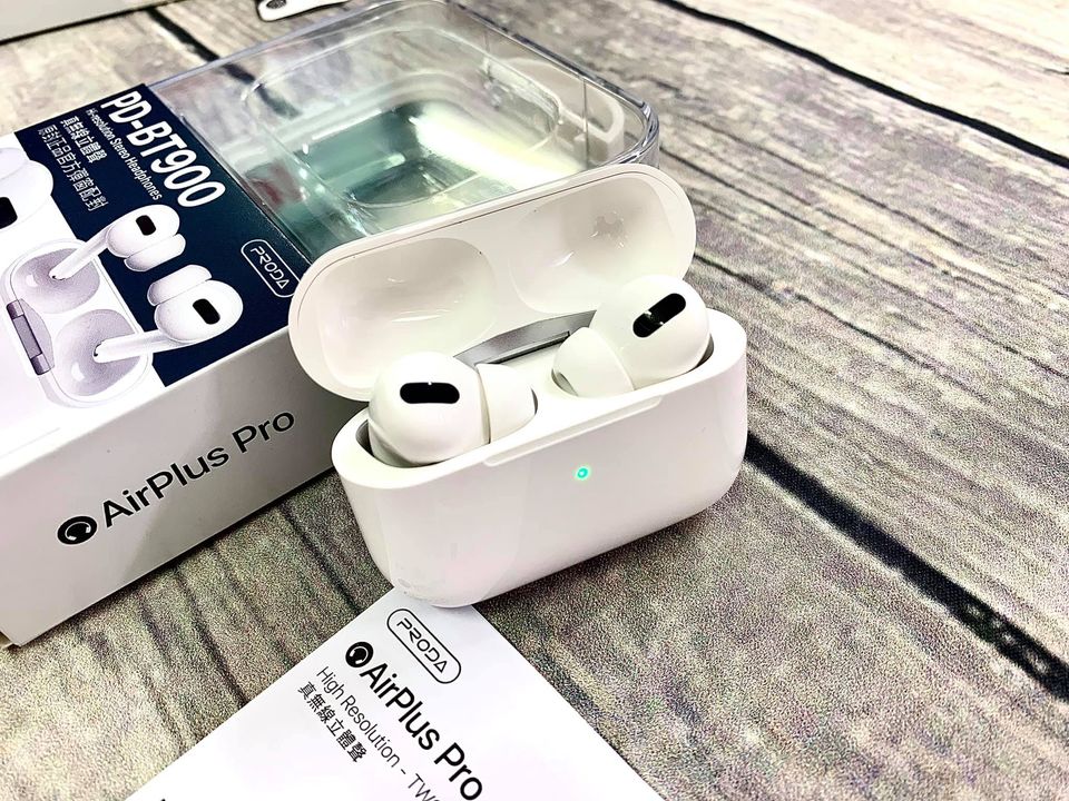 Remax AirPlus Pro Wireless Bluetooth Earbuds TWS. 