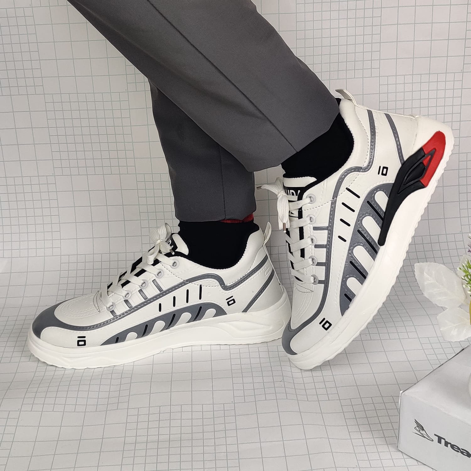 Stylish and Fashionable Winter and Summer Exclusive Sneakers Converse10 Lace Shoes for Men - Shoe For Boys TreadVive  K1014. 