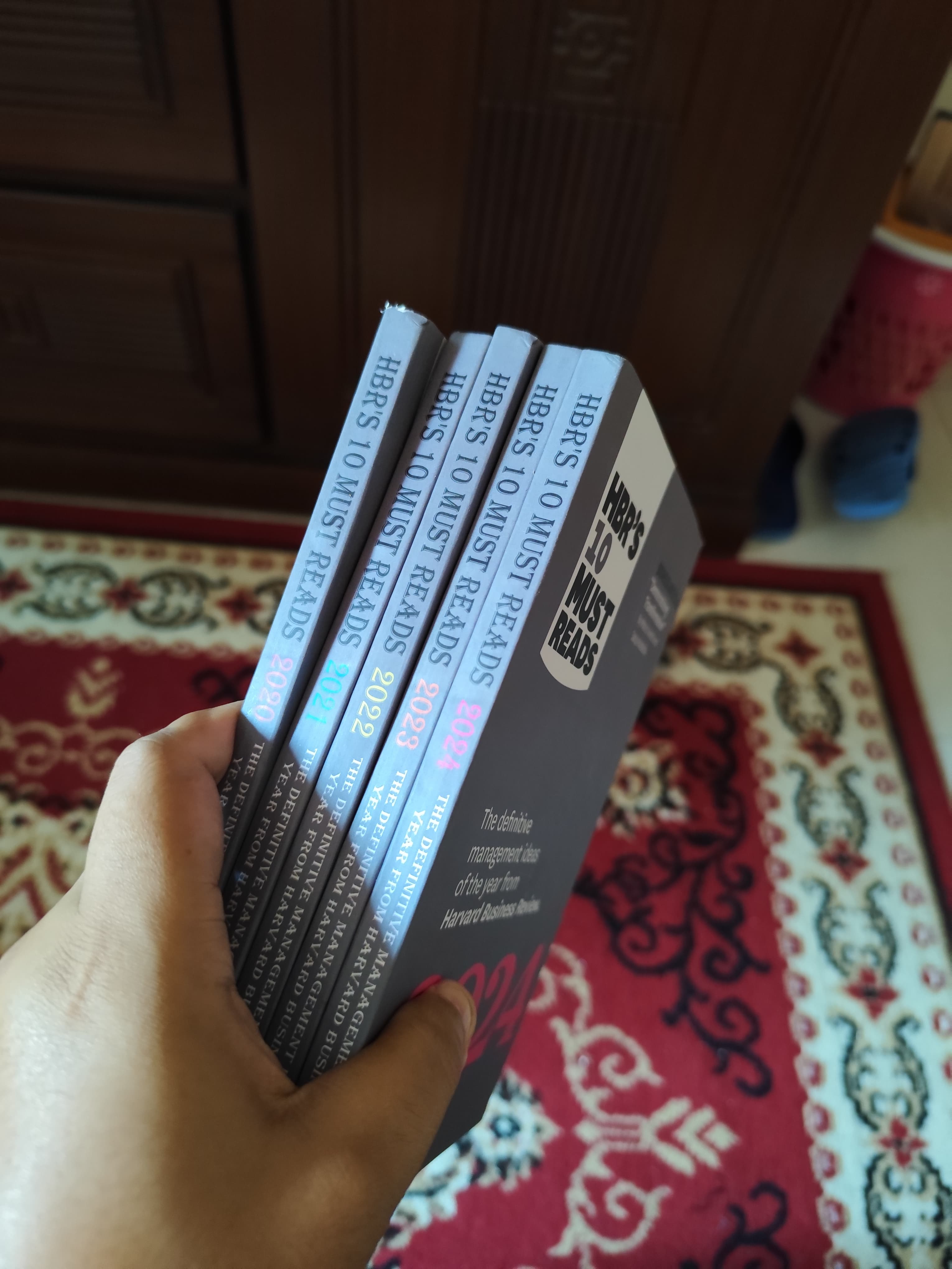 5 Years of Must Reads from HBR: 2024 Edition (5 Books) (HBR's 10 Must Reads) by Harvard Business Review. 