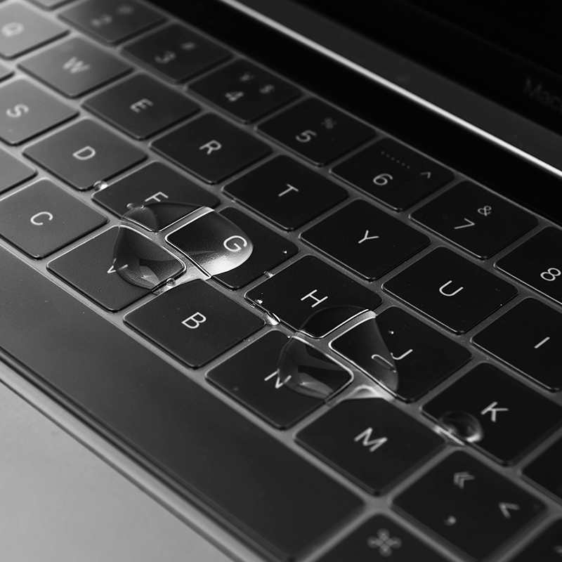 MacBook Air M1 13 inch Wiwu Laptop Keyboard Protector - Safeguard Your MacBook's Keyboard and Extend Its Lifespan. 