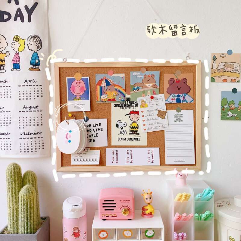 Ins soft wooden internet celebrity message board, hanging style student dormitory, simple solid wood frame background, photo wall, creative version. 
