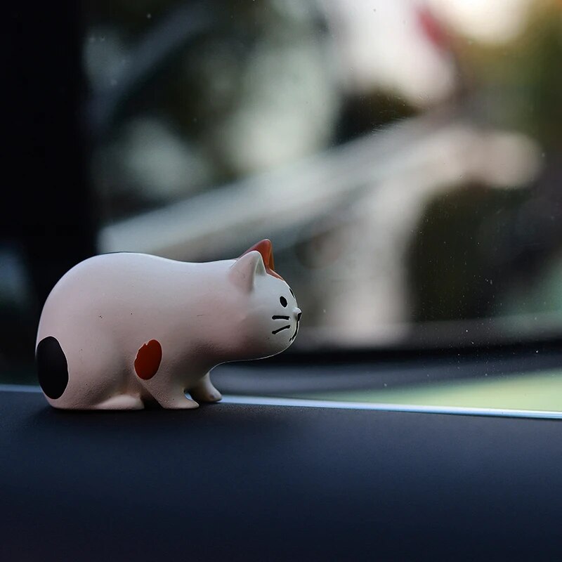 Cute Anime Kitten Car Interior Decoration Curious Kitten Action Figure Auto Dashboard Rearview Mirror Ornaments Car Accessories. 