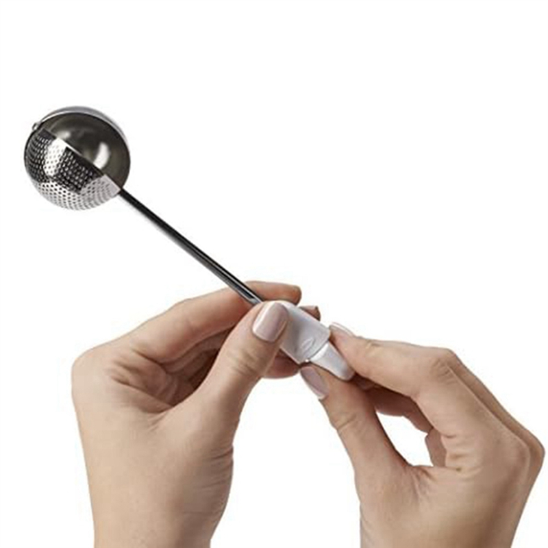 White Dusting Wand for Sugar, Flour and Spices, Stainless Steel,Filter Ball,Tea Leakage Net. 