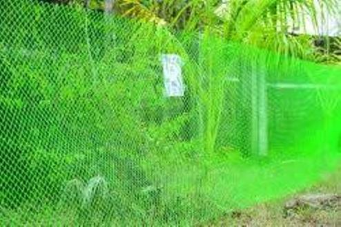 Plastic fencing mesh#Plastic netting fence#Garden Fencing Net (Same As picture). 
