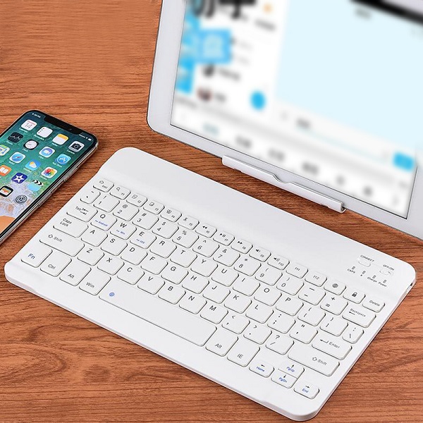 AR230 Mini 7 inch Bluetooth Keyboard And Bluetooth Mouse Combo. 