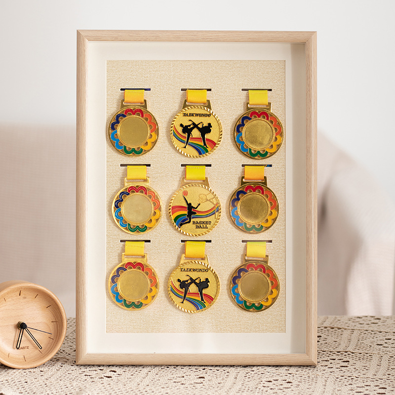 Wooden Honor Medal Display Frame Medal Dust-Proof Display Case Photo Frame for Display Military Sports Medal Picture Frame. 