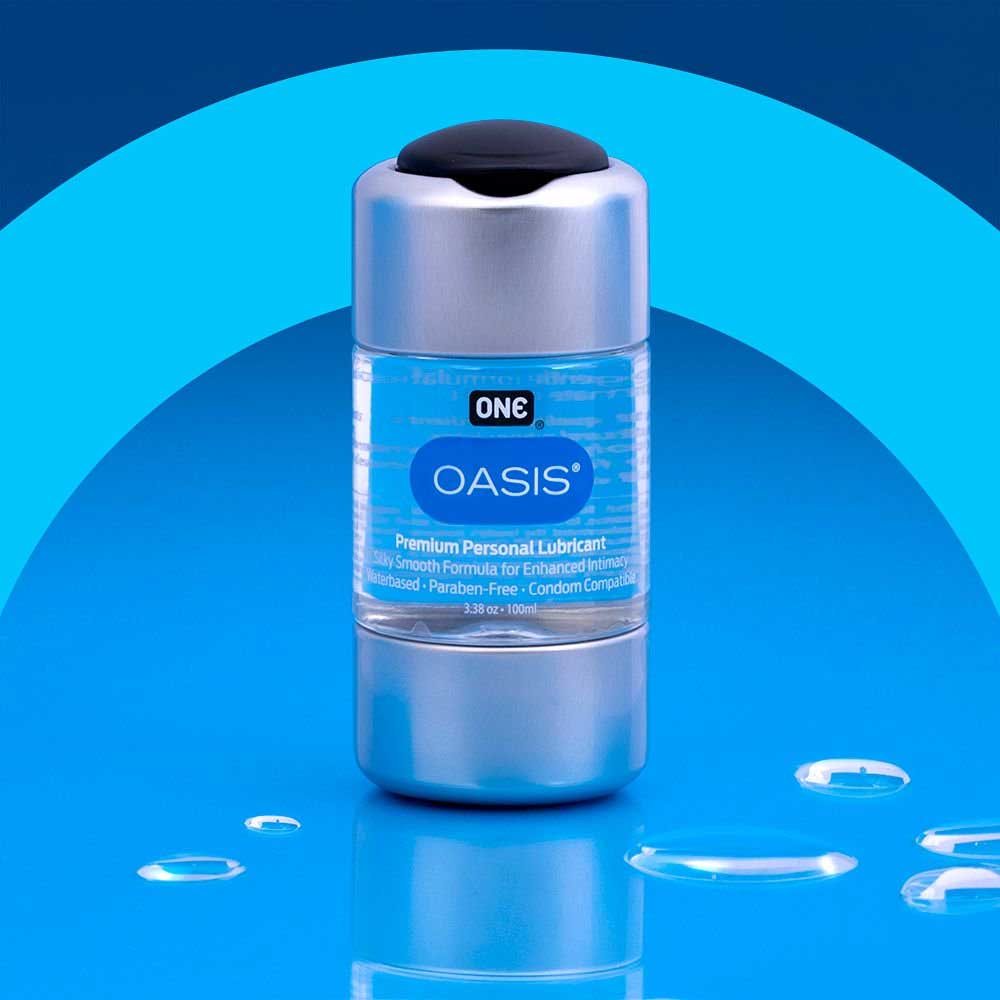 ONE OASIS Personal Lubricant with Skore Chocolate Flavoured 1500+ Dots Condoms 10's Pack- 100ML. 