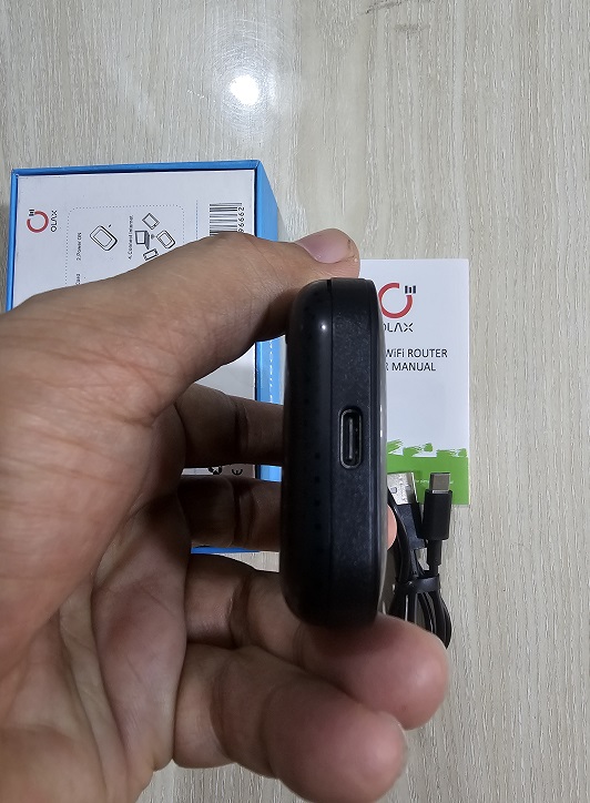 OLAX MF982 Pocket Wifi Router 4G 3000mah Battery LED Display. 