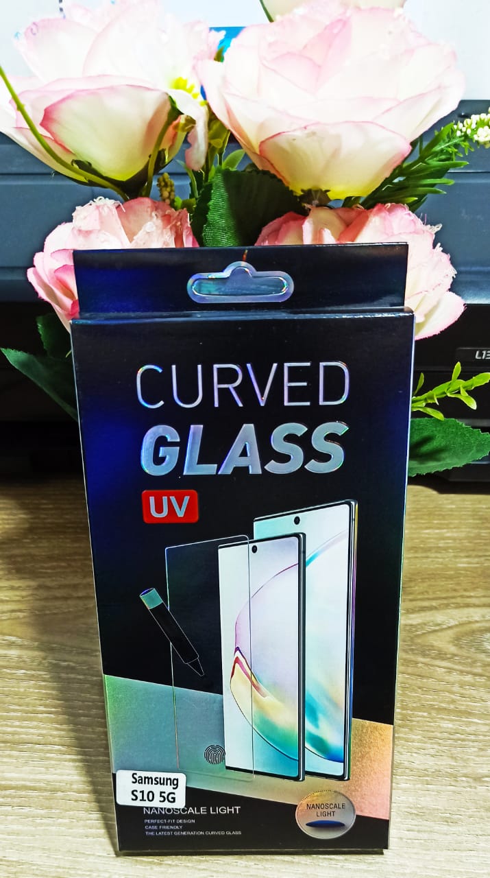 Samsung Galaxy S10 5G Touch Sensitive UV Light Adhesive Tempered Glass Screen Protector. 