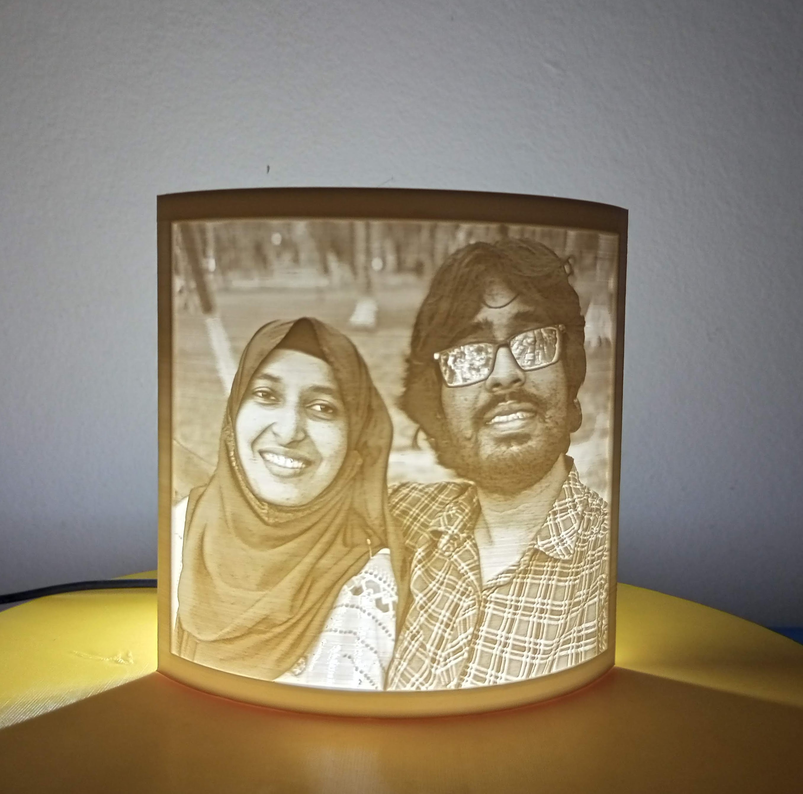3D Printed Custom Lithophane – Personalized Photo Light Art, Unique Home Decor & Gift, Handcrafted Illuminated 3D Print with High-Resolution Detail for Weddings, Birthdays, Anniversaries & Special Occasions, Premium Quality, Fully Customizable Design