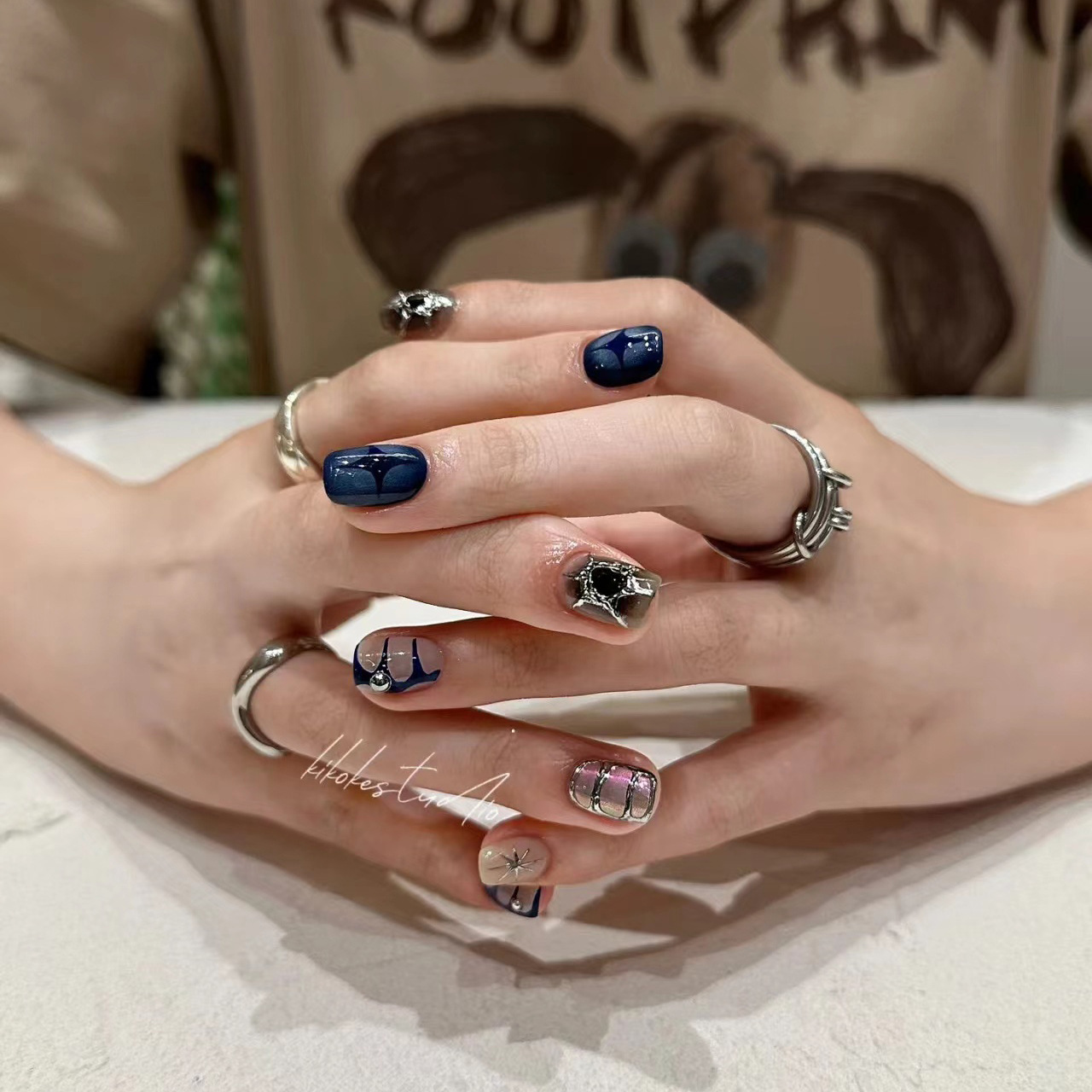 10pcs wearable handmade short mermaid cat eyes false nails with glue ballet blue graident ocean pattern nails sets press on. 