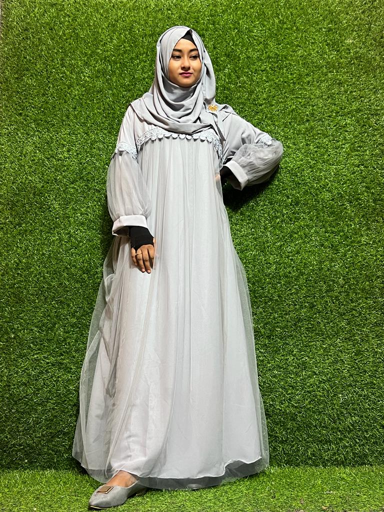 Net Less 2 Georgette Borka. 