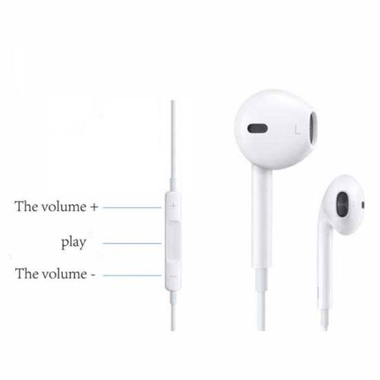 Apple EarPods with Lightning Connector In Ear Earphones And Headphone With Microphone For iphone. 