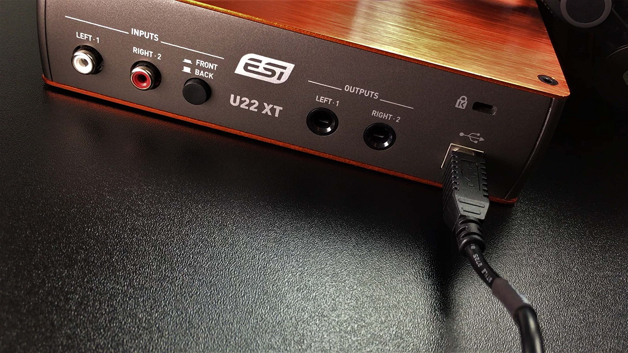 ESI U22 XT | Professional 24-bit USB Audio Interface. 