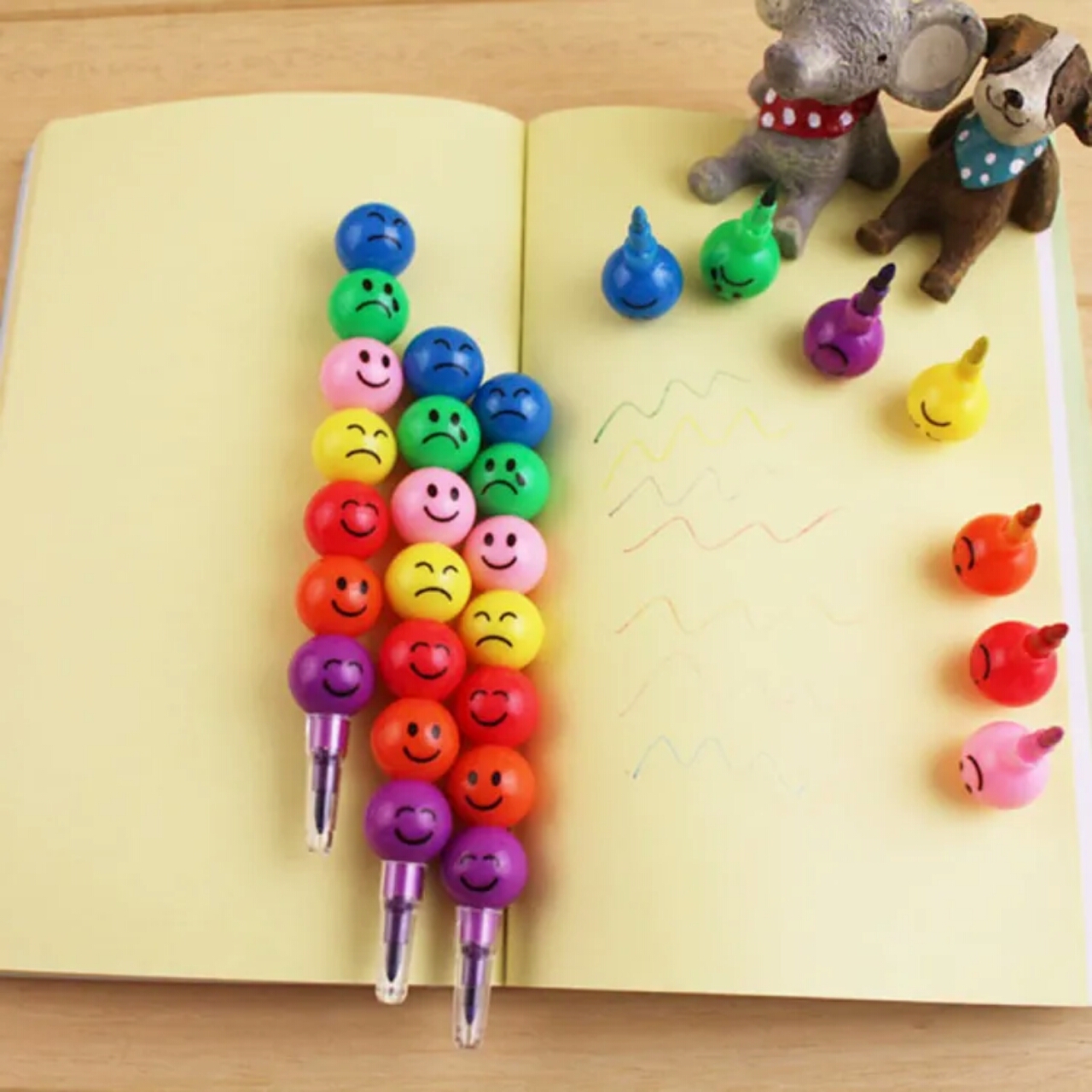 Emoji Faces Non-sharpening Color Pencil- 4 Pcs