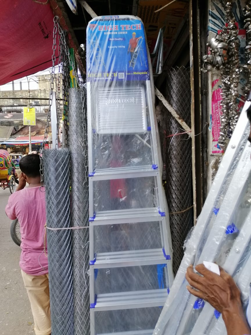 Aluminium Folding Ladder 5 Step Ladder, Aluminium Ladder for Multipurpose Usable premium brand same as picture - Minimalistic Sophistication. 
