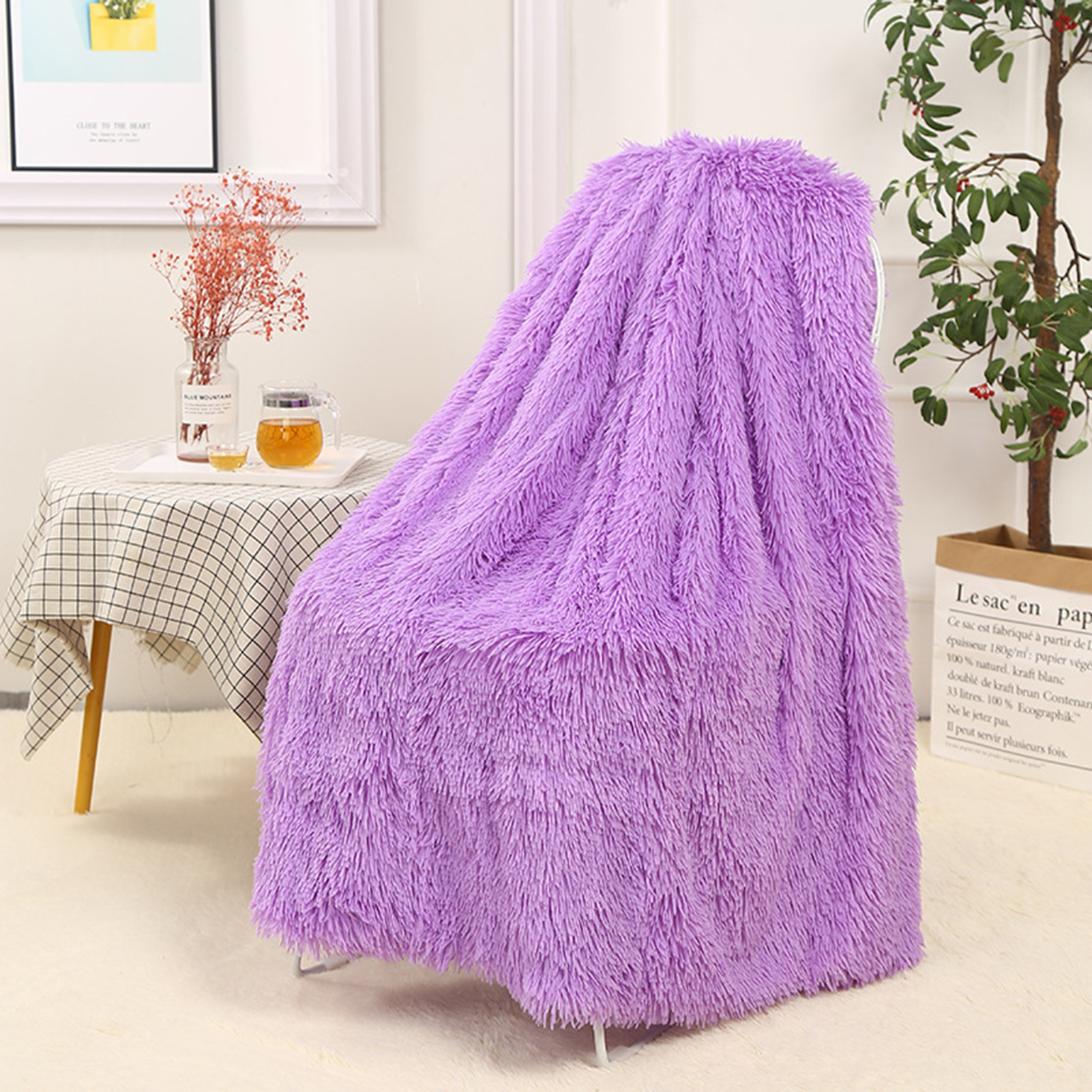 Faux Fur Blanket Decorative Washable Fluffy Faux Fur Throw Blanket. 