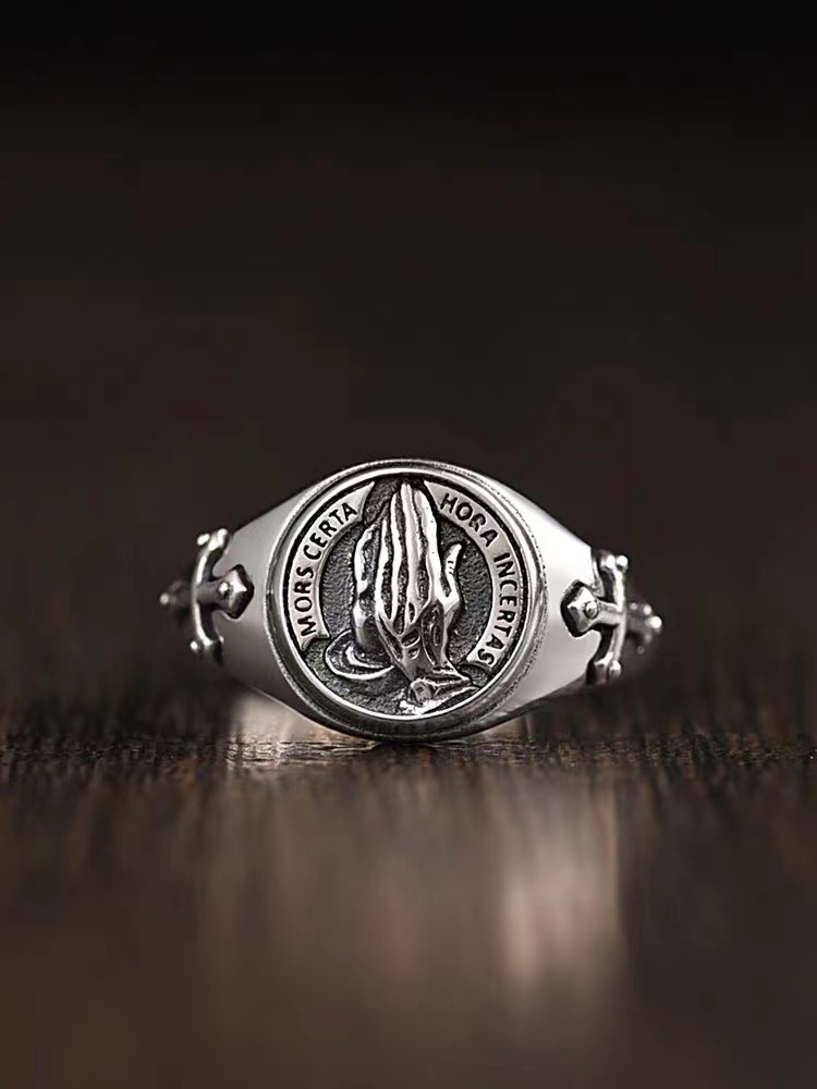 Praying hands ring men's personalized trendy brand retro Thai silver ring niche accessories high-end index finger ring