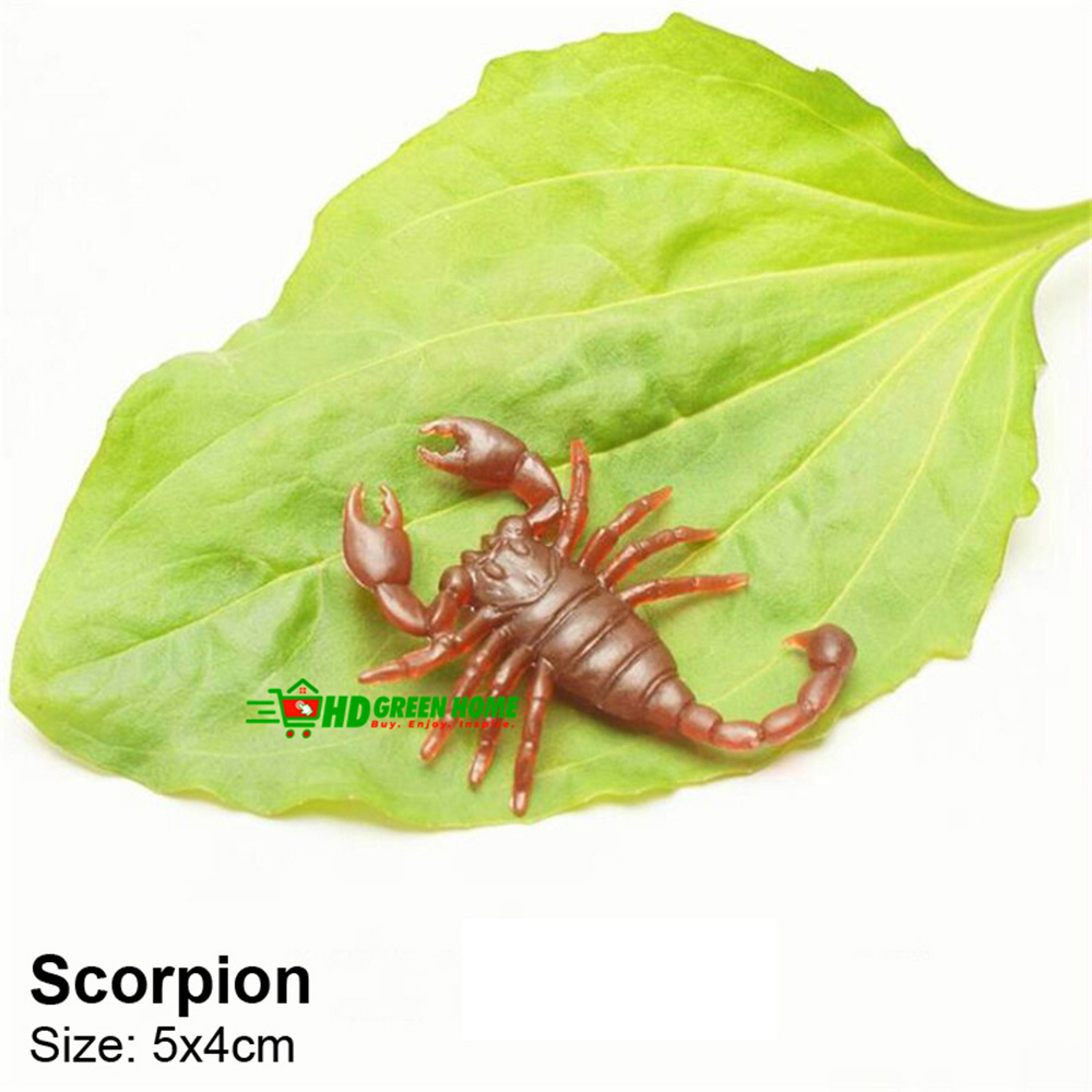 10 pcs x Simulation Plastic Cockroach Scorpion Toy Realistic Insect Prank Funny Trick Toys. 