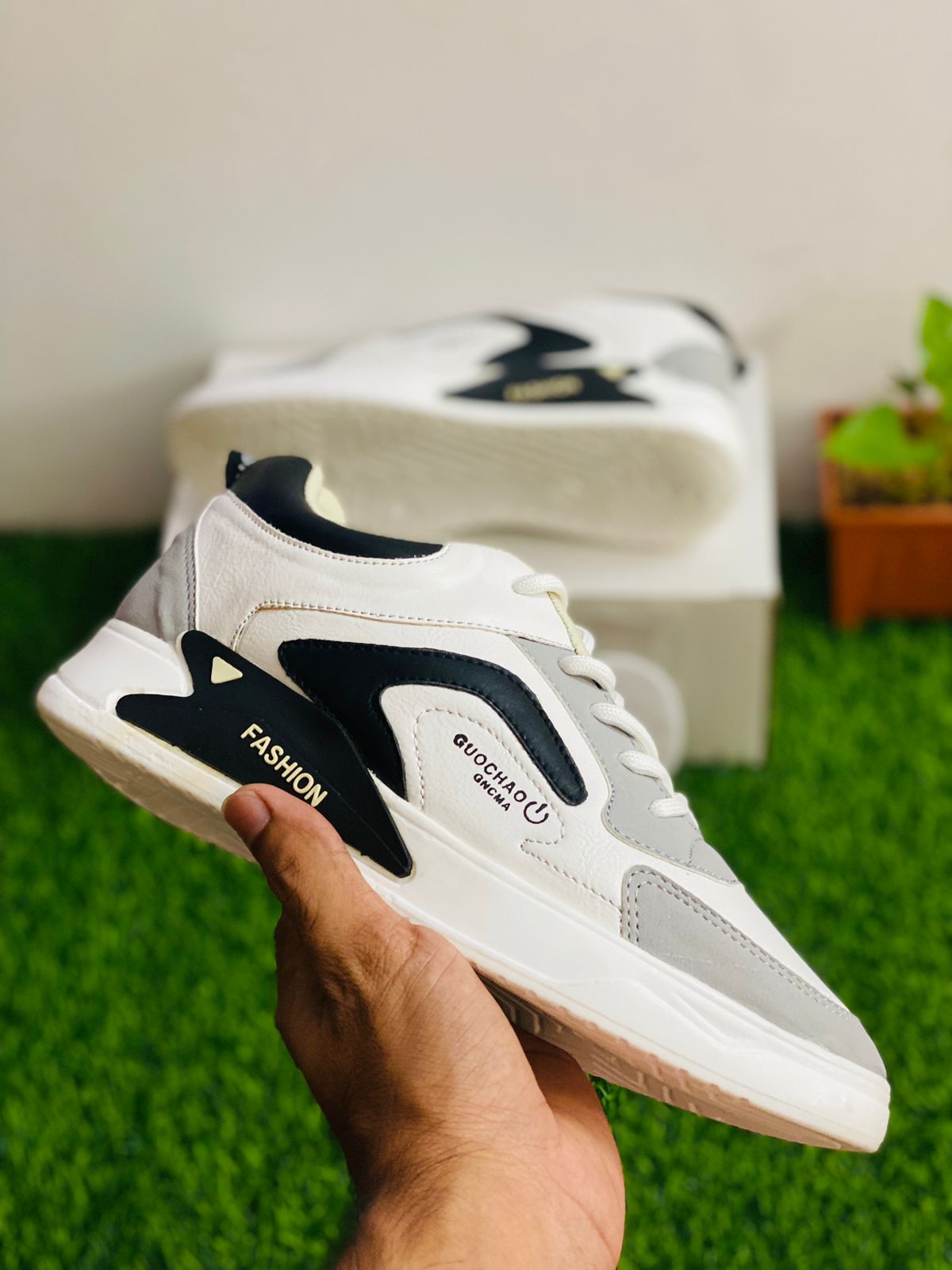 Premium Quality Stylish and Fashionable Leather Sneakers For Men