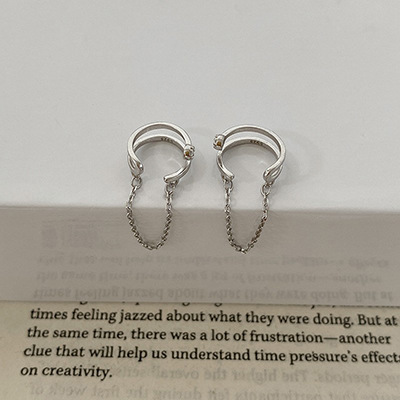 Korean version of tassel ear clips, no ear piercings, ear bone rings, ear clips, women's earrings, earrings, niche double-layered cold style. 