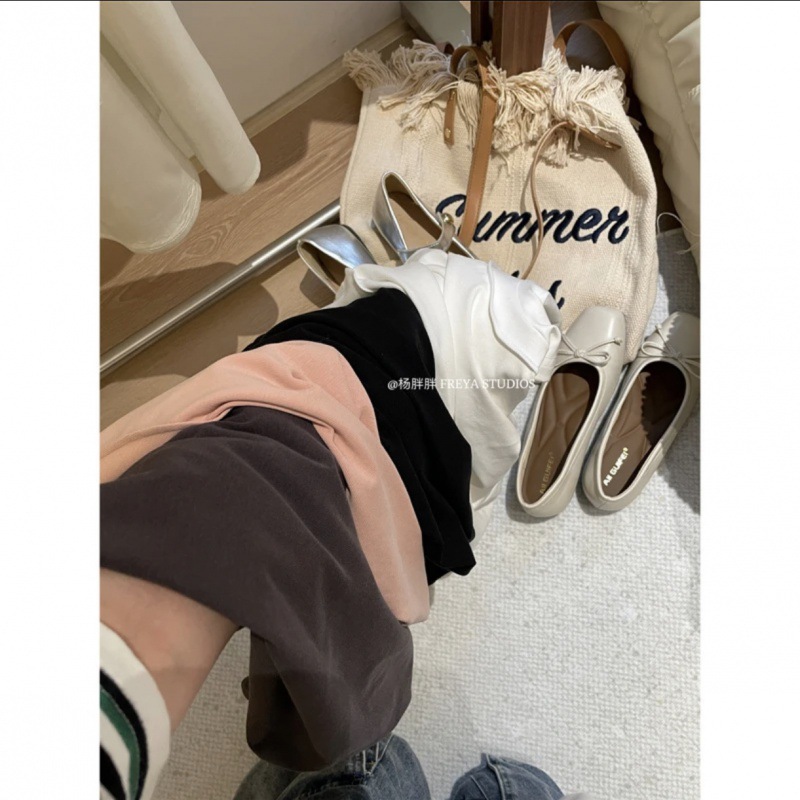 Squeezing Toy Waist-Tight Style Makes Me Look Slimmer / round Neck Shoulder Style Solid Color Versatile Top T T-shirt Outer Wear. 