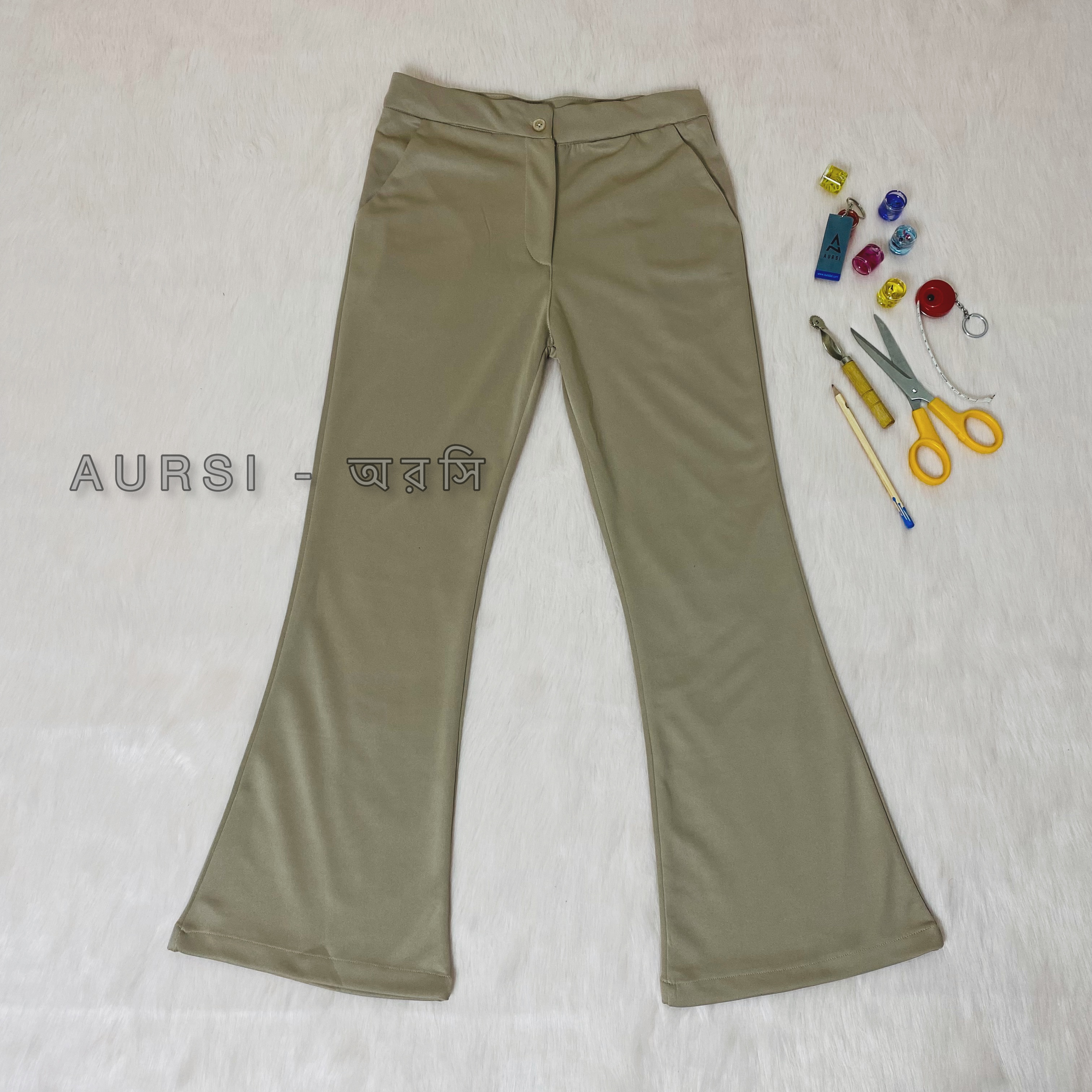 High Waist Flare Pant made  by knit twill fabric. 