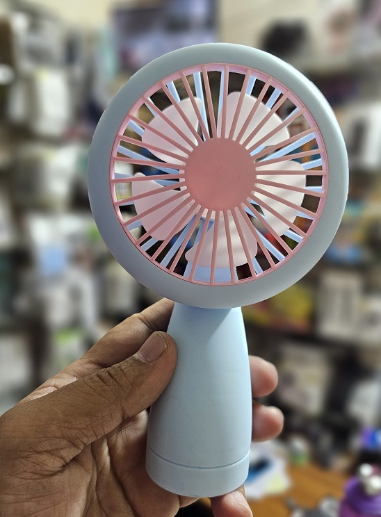 HQ66 Mini Fan With Light Rechargeable. 