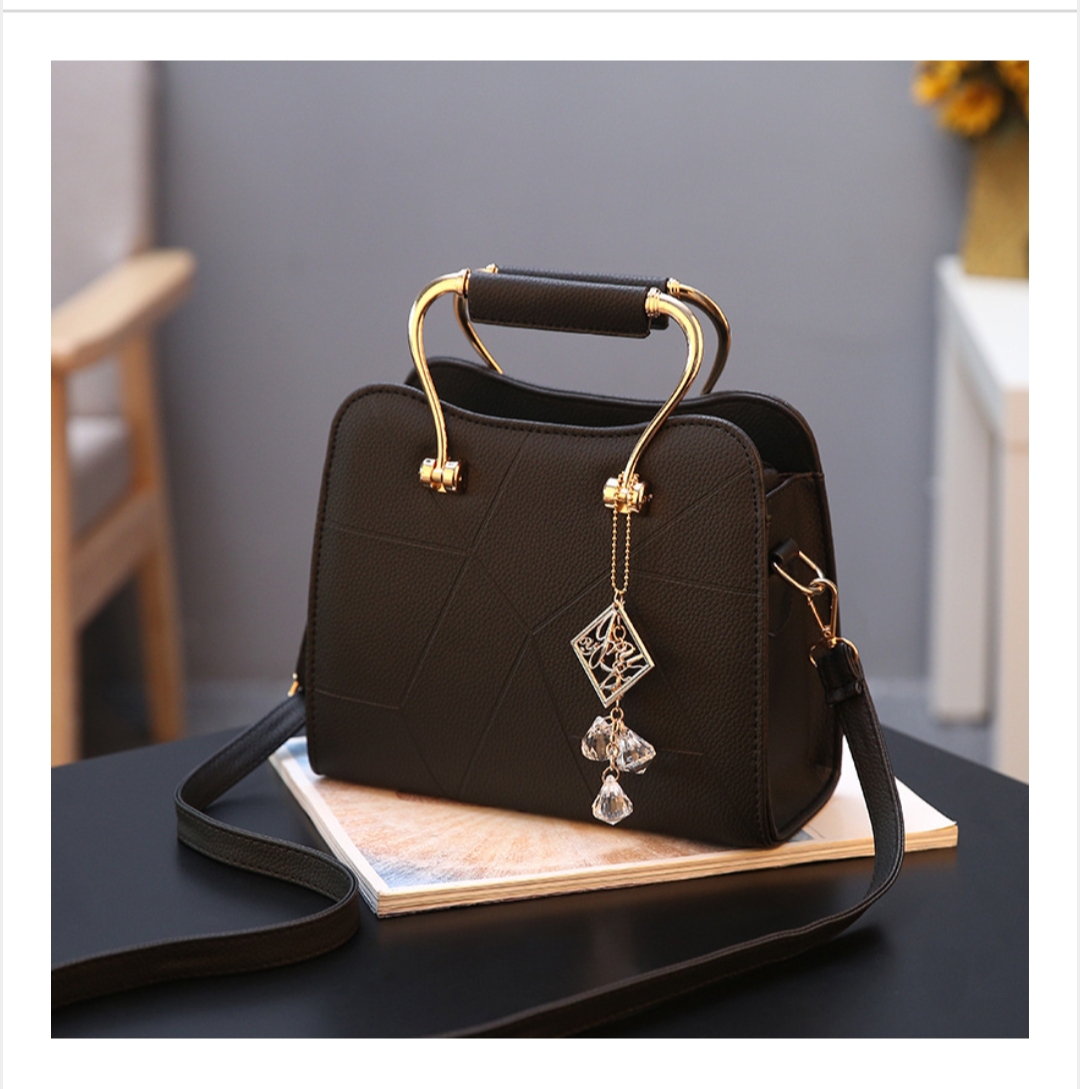 A new feature quality ladies bag. 