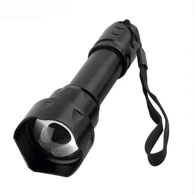 BORUiT T20 Infrared IR 850nm Night Vision LED Tactical Flashlight Zoom IPX6 Waterproof Torch Use 18650 Battery Hunting Lantern. 