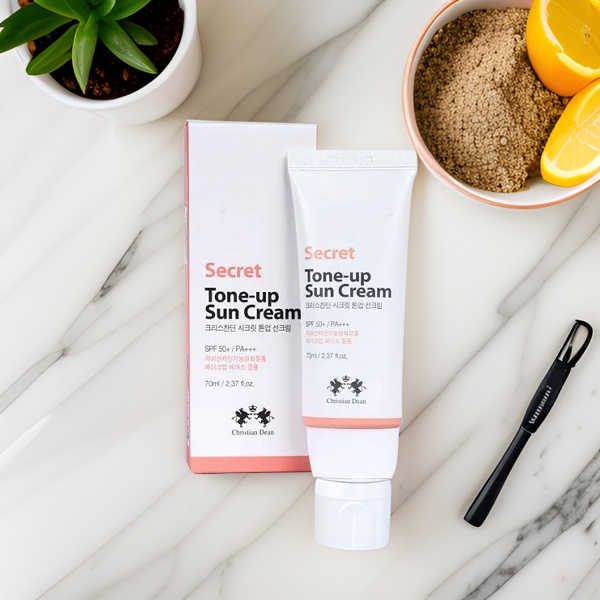 Christian Dean Secret Tone-Up Sun Cream with SPF50+ - 70ml. 