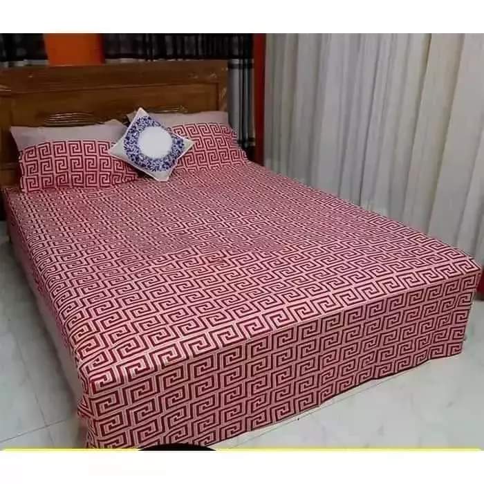 Cotton Fabric Multicolor Print 7.5 by 8.5 Feet Double King Size Bedsheet Set with Two Pillow Covers