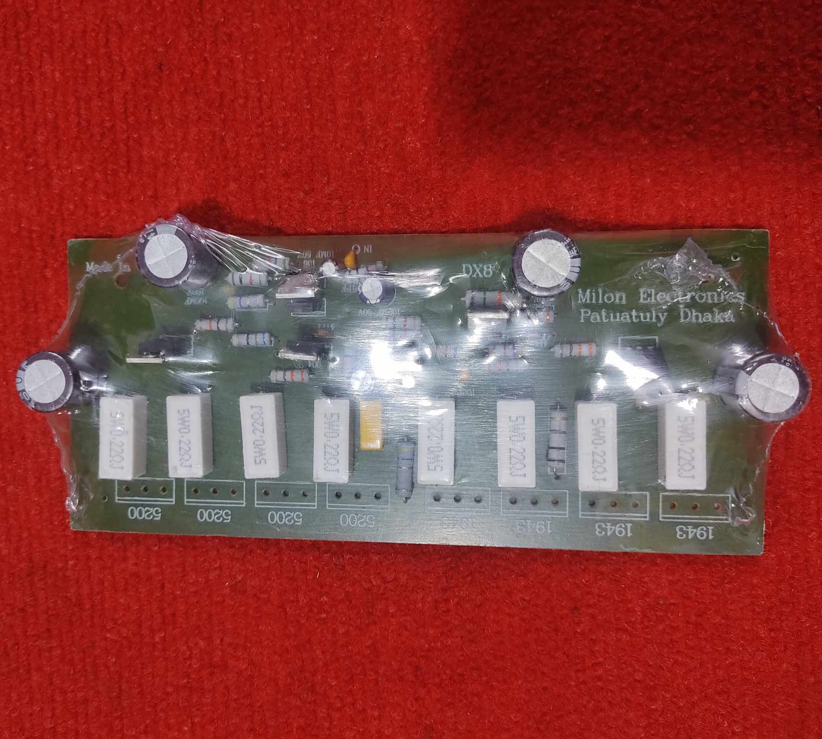 8 Transistor Amplifier Circuit Board For 5200 & 1943 IC Mono 8 Transistor Amplifiers Board IC (Not Included) 8 Transistor Circuit 8 Transistor Board 8 Transistor Amplifier Circuit For 5200 1943 IC. 