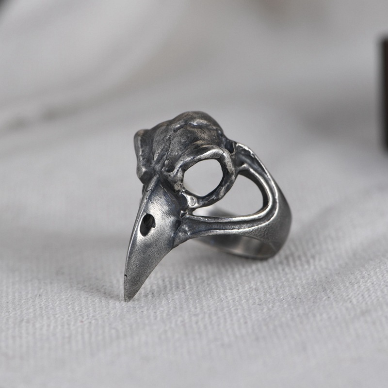Retro skull and eagle head handsome ring for men, cold style, high-end niche design, hip-hop dark index finger ring. 