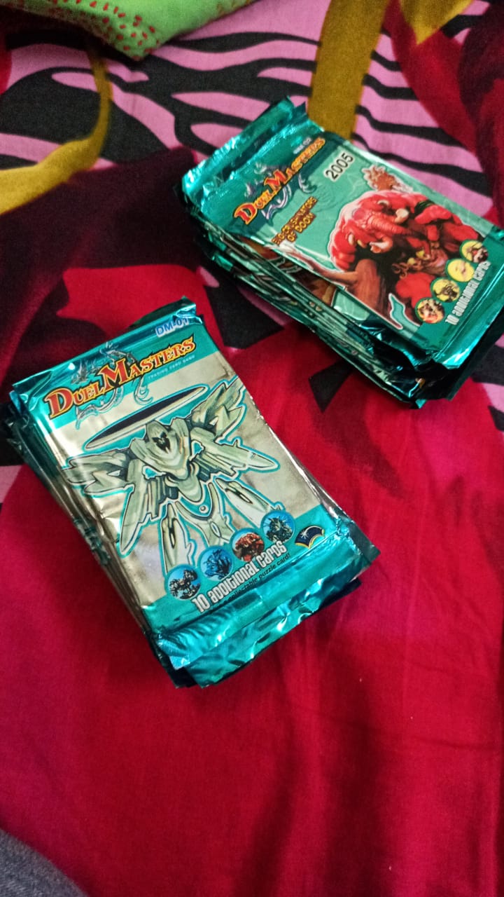 1 (0ne) Duel Masters Cards Game Booster Bundle Pack DM-01/02-BUNDLE(Dm01-2pcs Dm02-2pcs Free 01pcs=5pcs combo). 