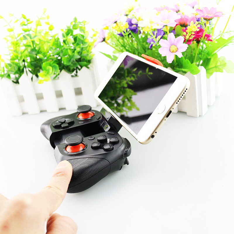MOCUTE 050 VR Game Pad Android Joystick Controller Selfie Remote Control Shutter Gamepad for PC Smart Phone + Holder. 