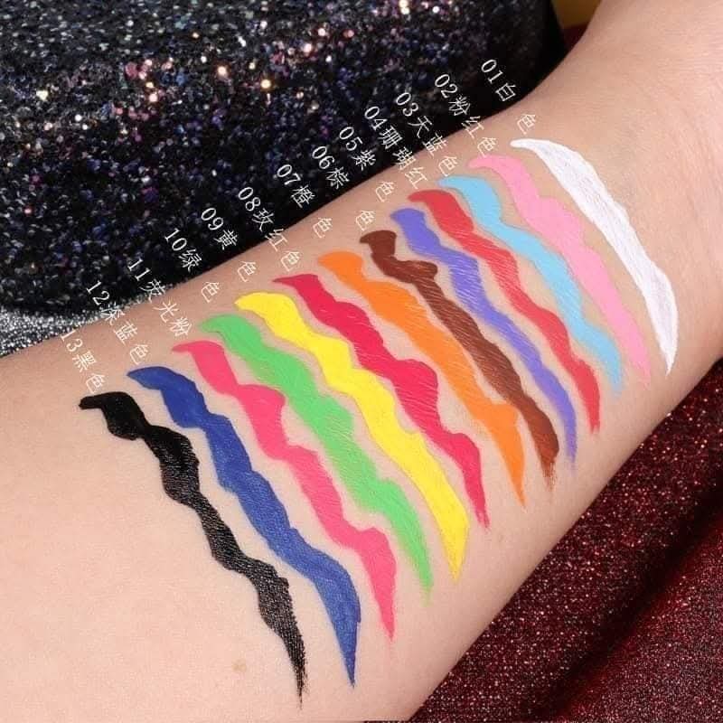 Cmaadu Color Eyeliner. 