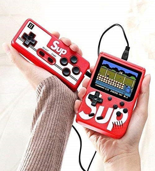 Sup Game Box 400 in 2 Game Player. 