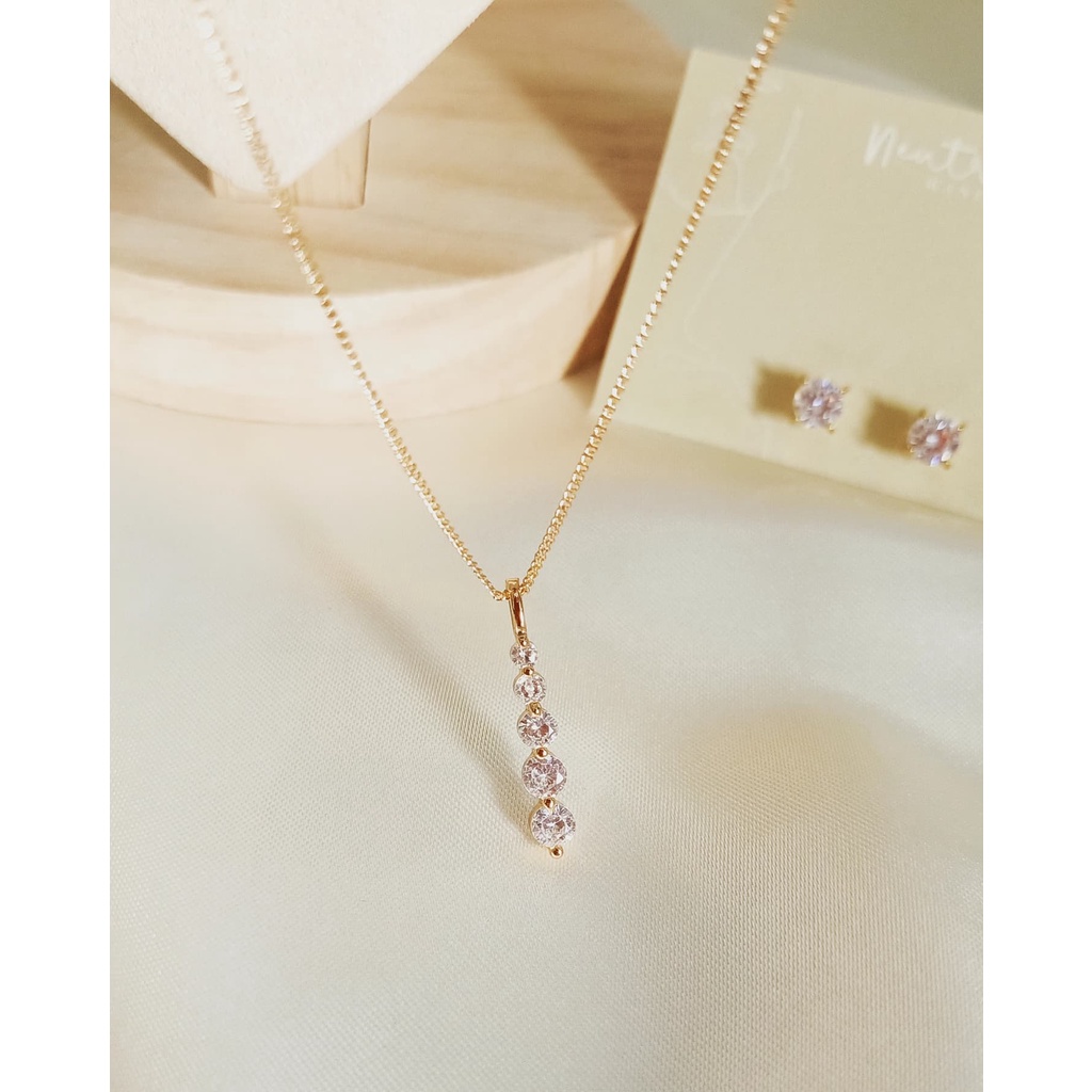 Neutrals.mnl - Bare Solitaire bar necklace and/or Bare Solitaire earring