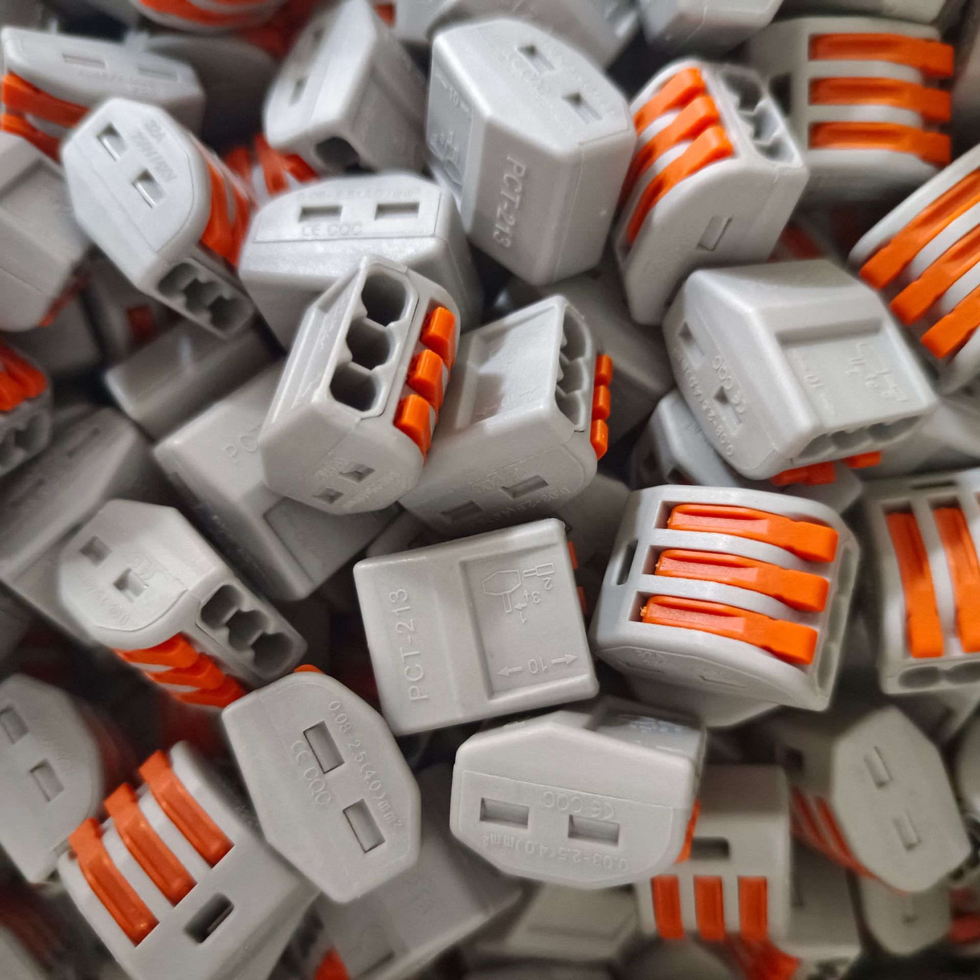Press type quick wiring connector terminal parallel wire splitter 212/213/214/215/2. 