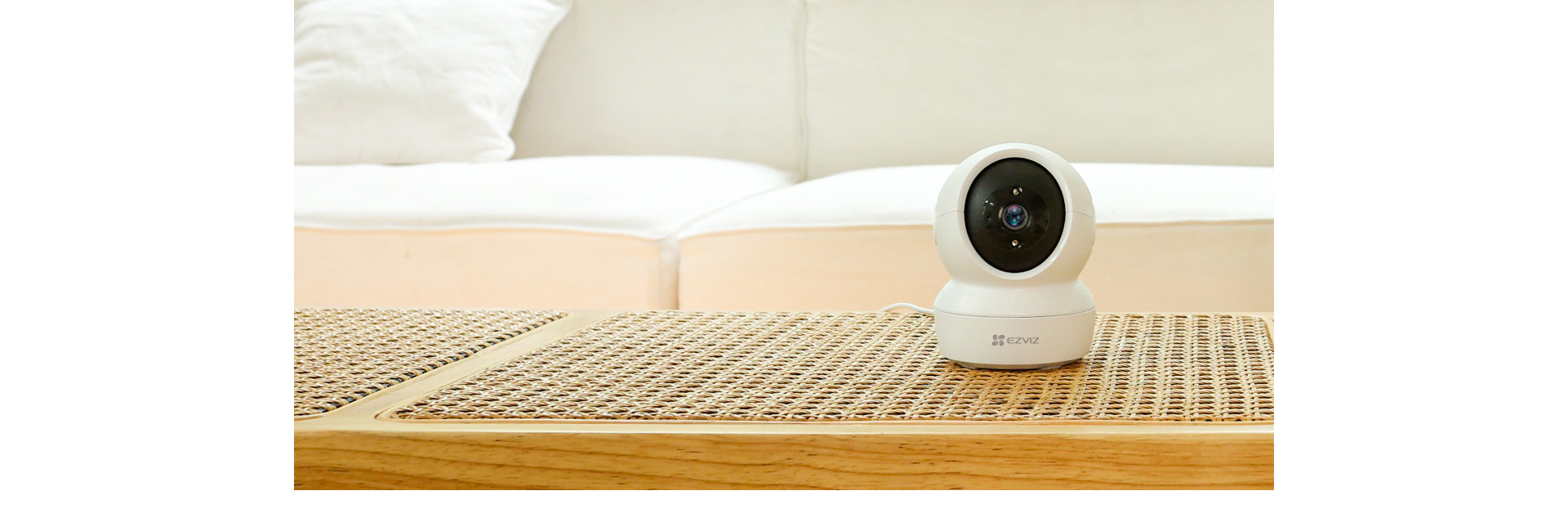 EZVIZ CS-H6C 360° Pan & Tilt Smart Home Security Camera. 