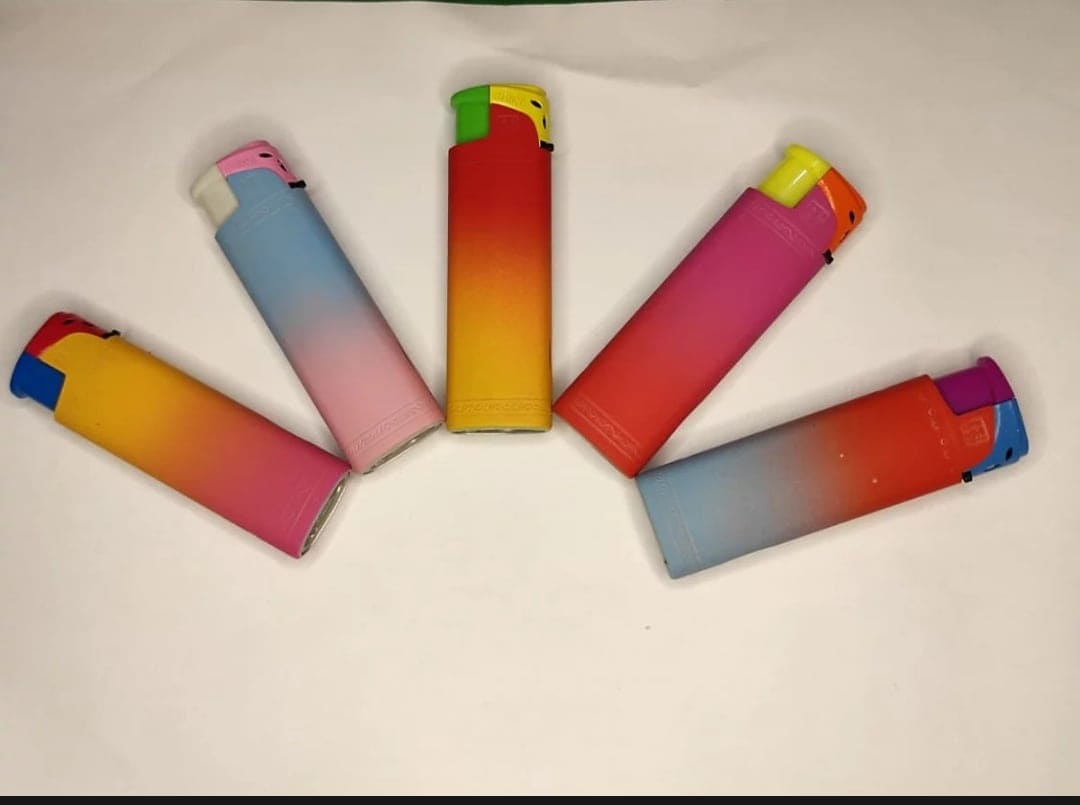 Unique red tune colored cute gas refill-lighter -5 pice. 