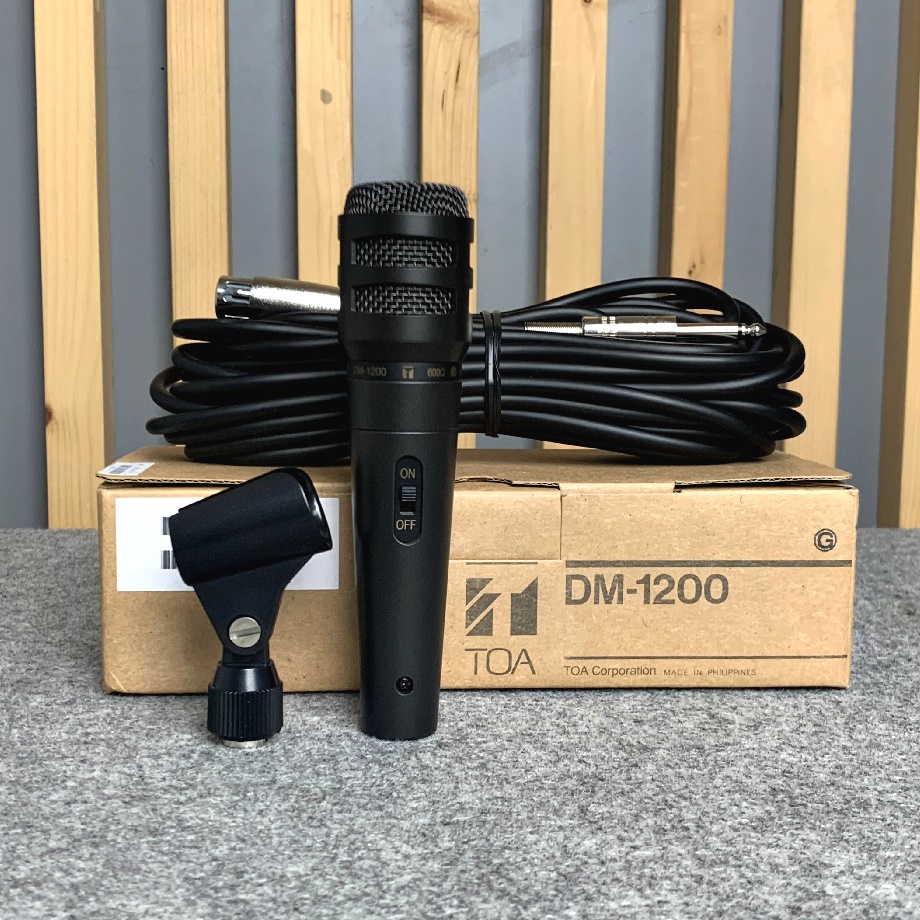TOA DM-1200 Unidirectional Microphone with XLR Cable Black